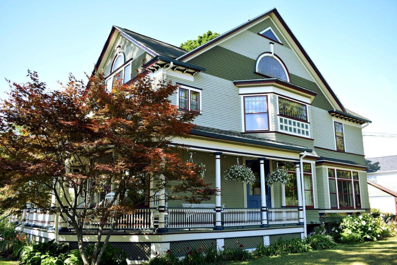 2w Couette-café Skaneateles